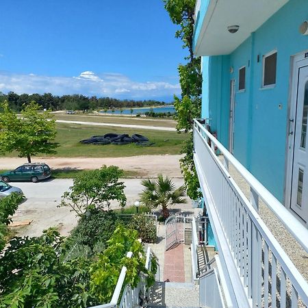 Karagiannis Aparthotel Keramoti  Exteriör bild